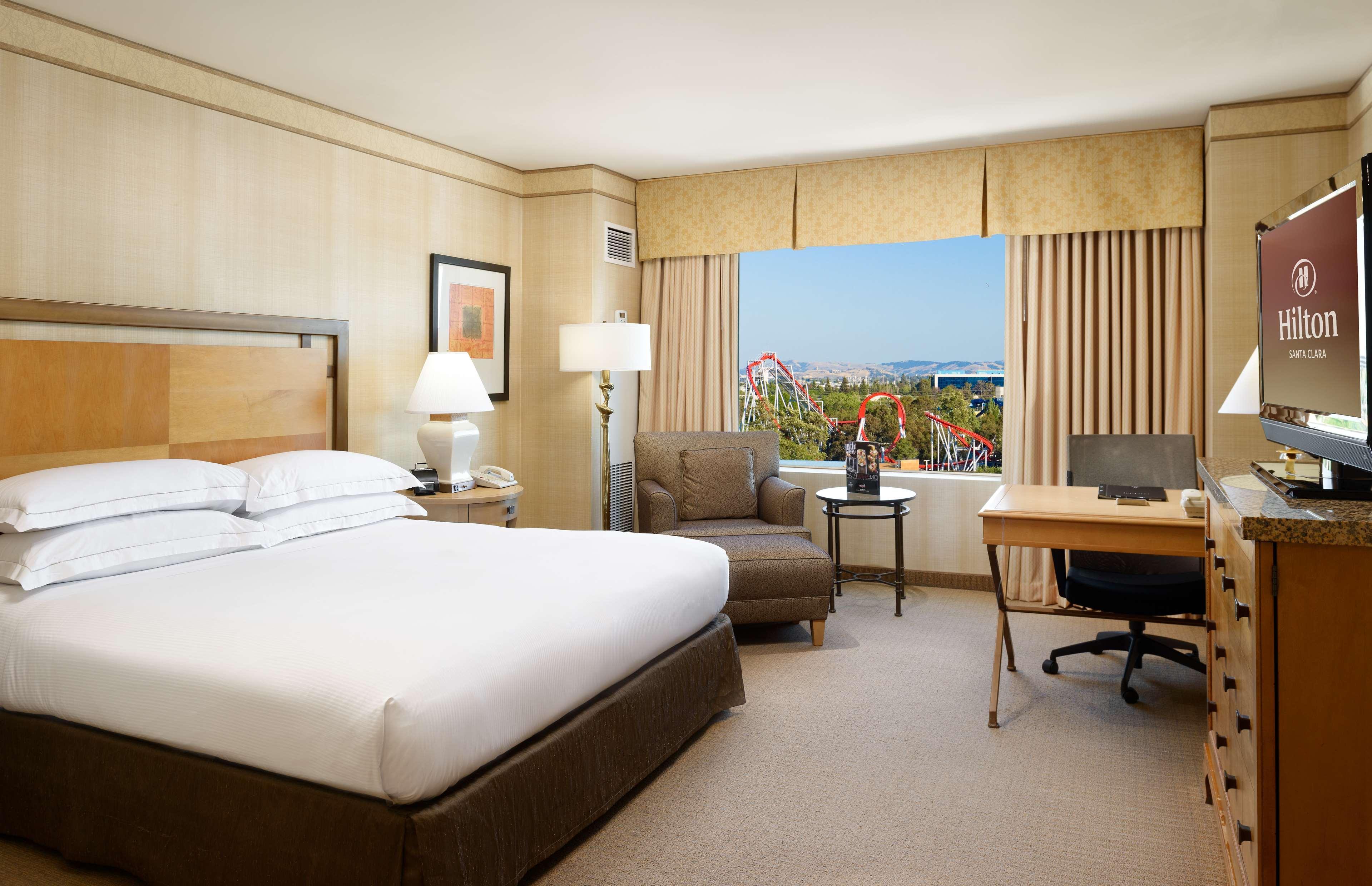 Hilton Santa Clara Hotel Екстериор снимка