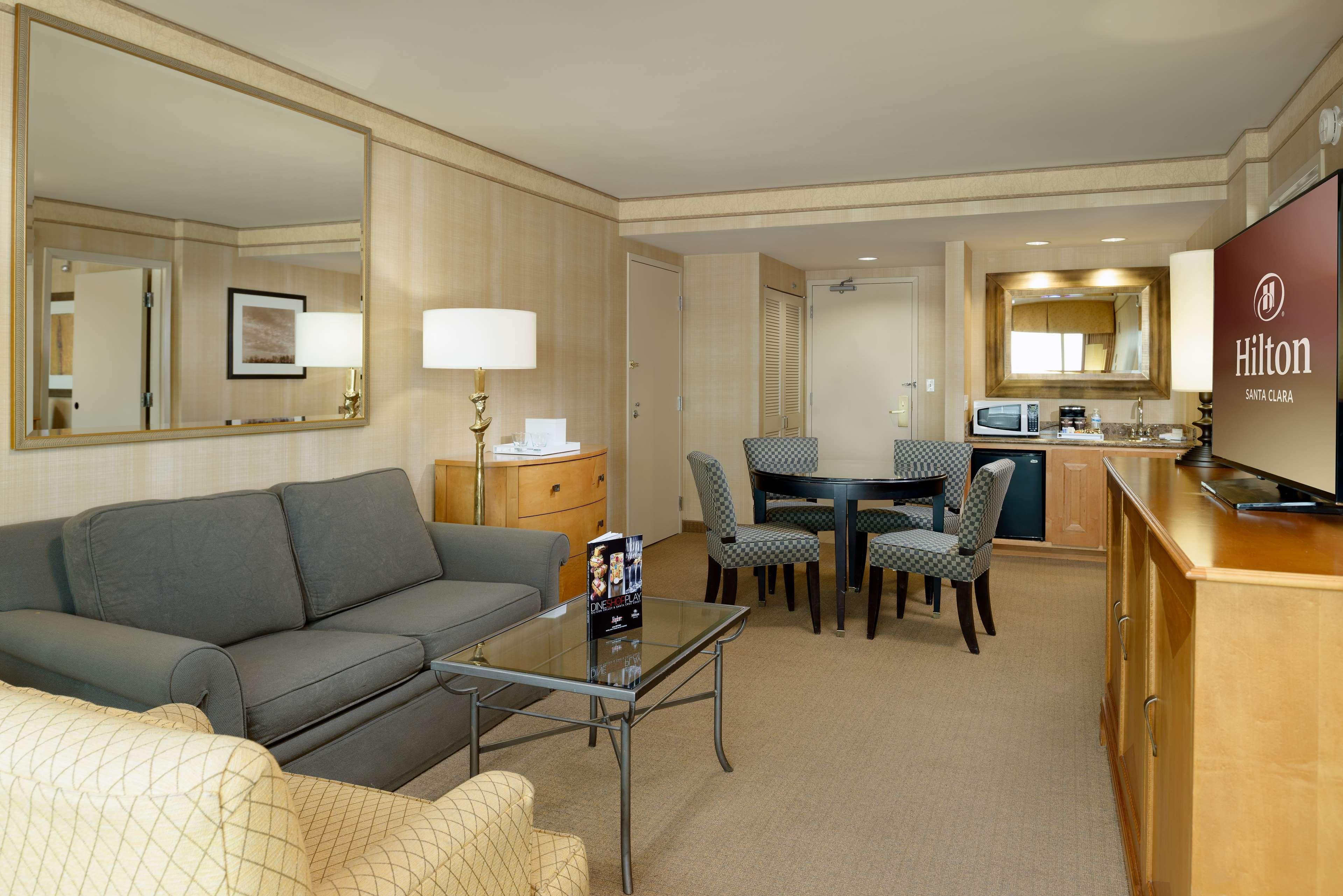 Hilton Santa Clara Hotel Екстериор снимка