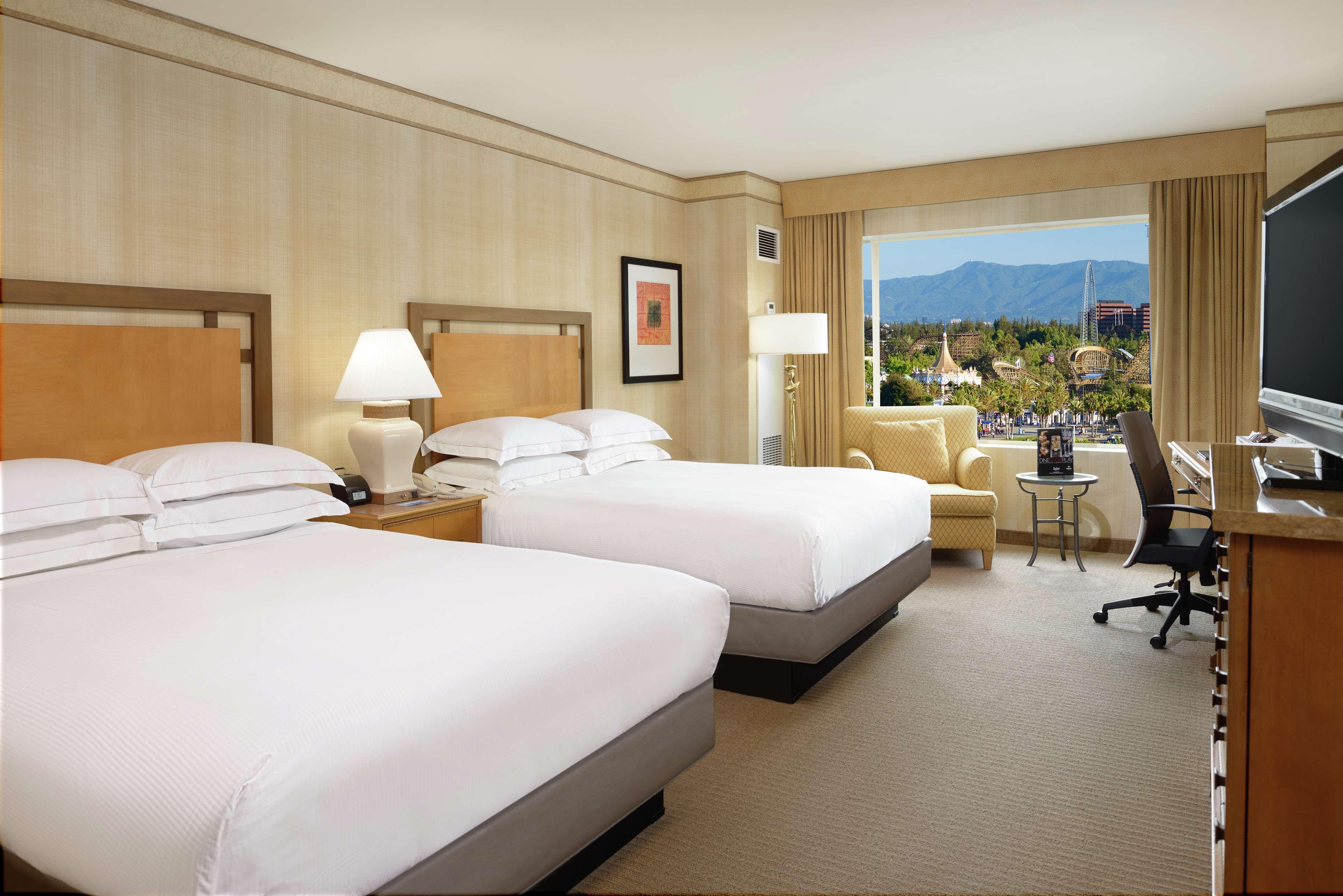 Hilton Santa Clara Hotel Екстериор снимка