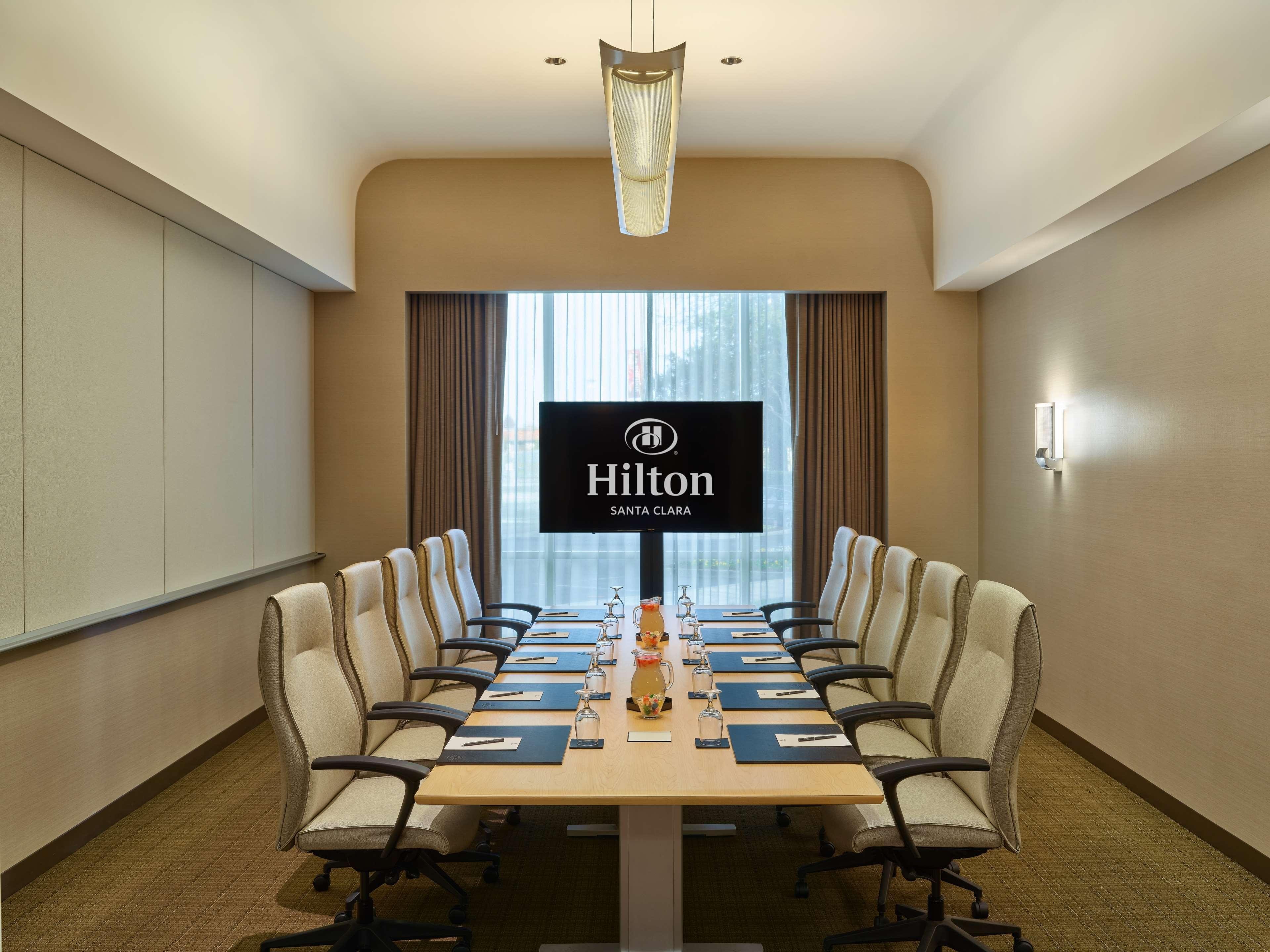 Hilton Santa Clara Hotel Екстериор снимка