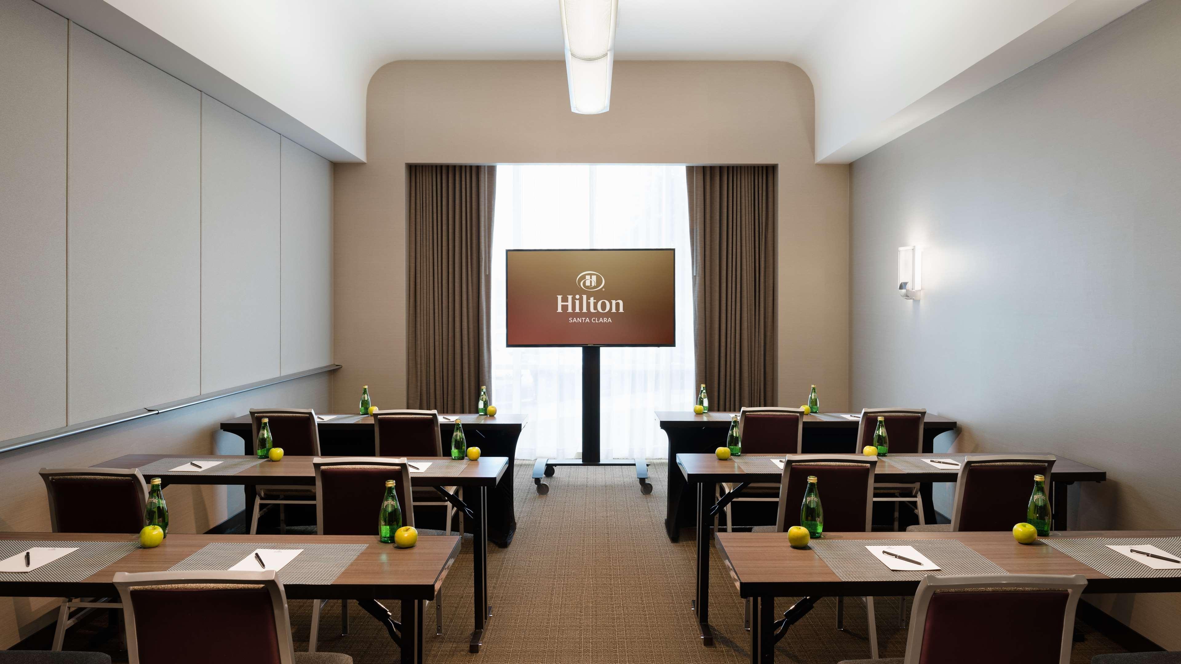 Hilton Santa Clara Hotel Екстериор снимка