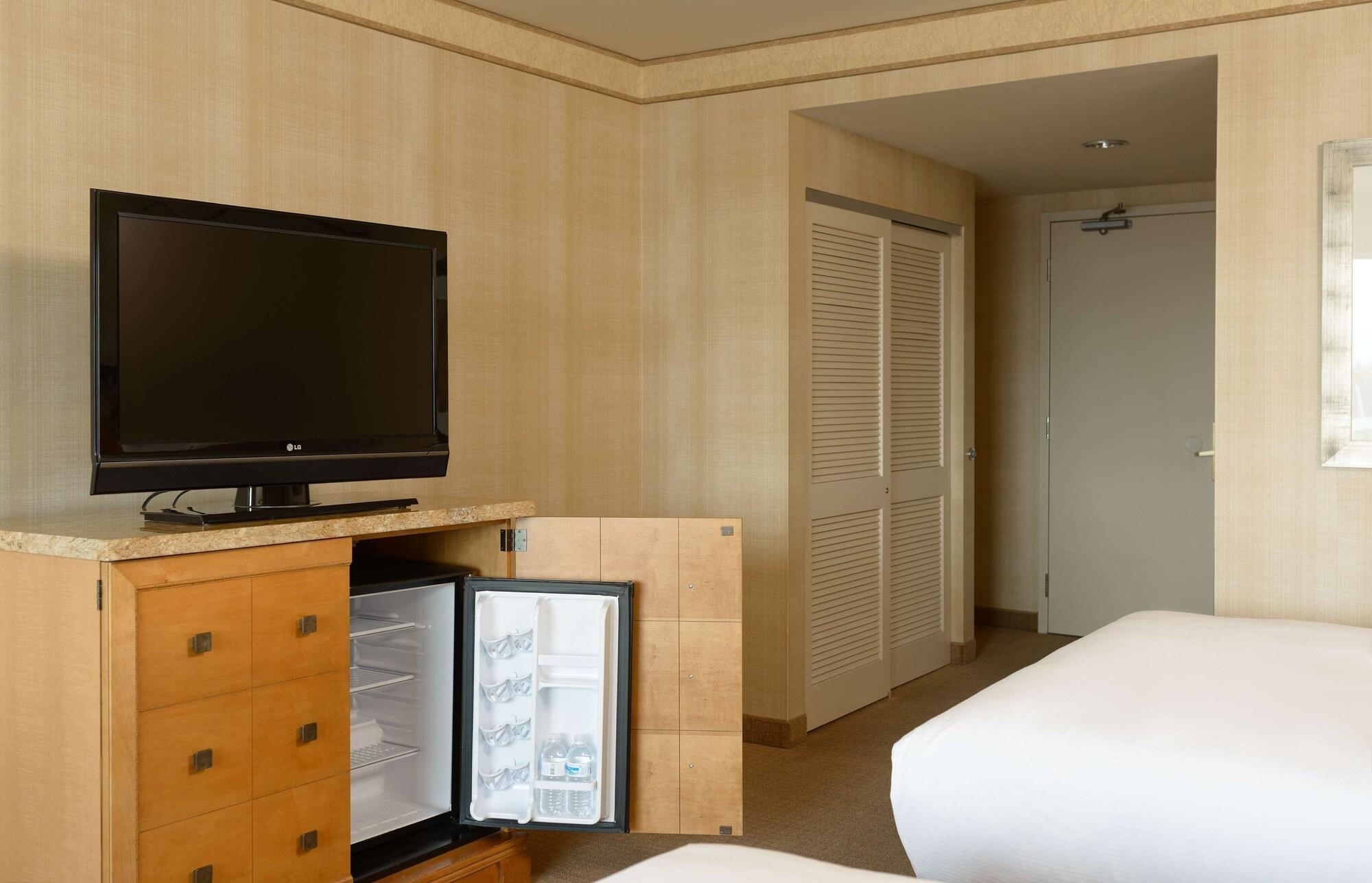Hilton Santa Clara Hotel Екстериор снимка